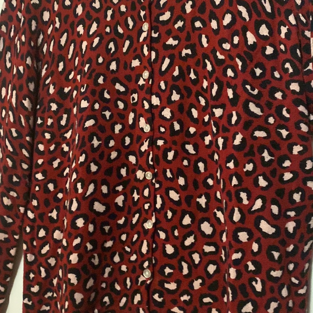 Old Navy ladies button up sweater-size M - Picture 2 of 4